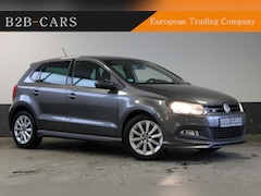 Volkswagen Polo - 1.2 TSI 105pk 2x R-line - 5 deurs Automatische Airco - Trekhaak
