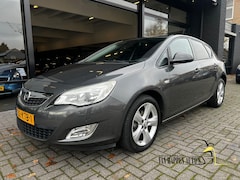 Opel Astra - 1.6 Edition