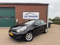 Kia Rio - 1.2 CVVT ComfortLine NIEUWE APK 12-09-26 5-DEURS AIRCO NAVI 2 SLEUTELS + BOEKJES NAP
