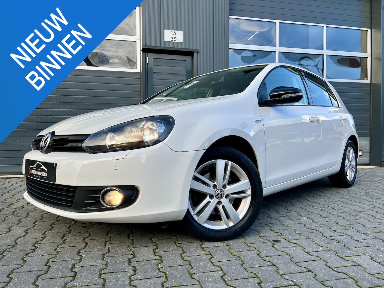 Volkswagen Golf - 1.2 TSI MATCH *MFS STUUR*ECC*PDC*HALF LEER - AutoWereld.nl