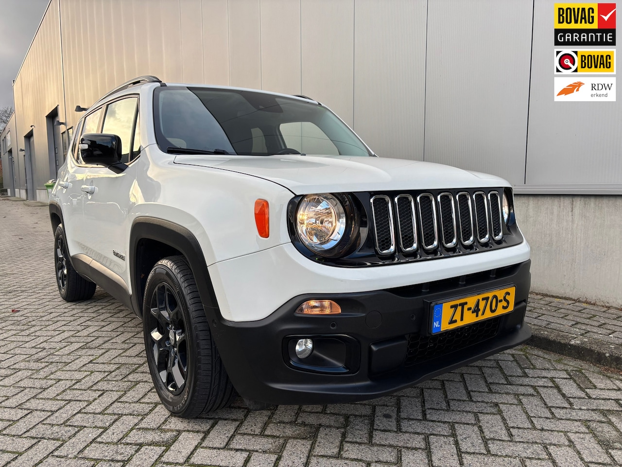 Jeep Renegade - 1.4 MultiAir Limited Camera / Navigatie - AutoWereld.nl