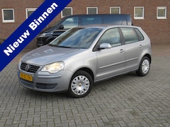 Volkswagen Polo - 1.2-12V Optive 95.000Km 2e Eigenaar * Airco * 5 Deurs * Stuurbekrachtiging * Electrische R
