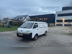 Kia Pregio - 2.5 TCi GS Lang Wit 2005