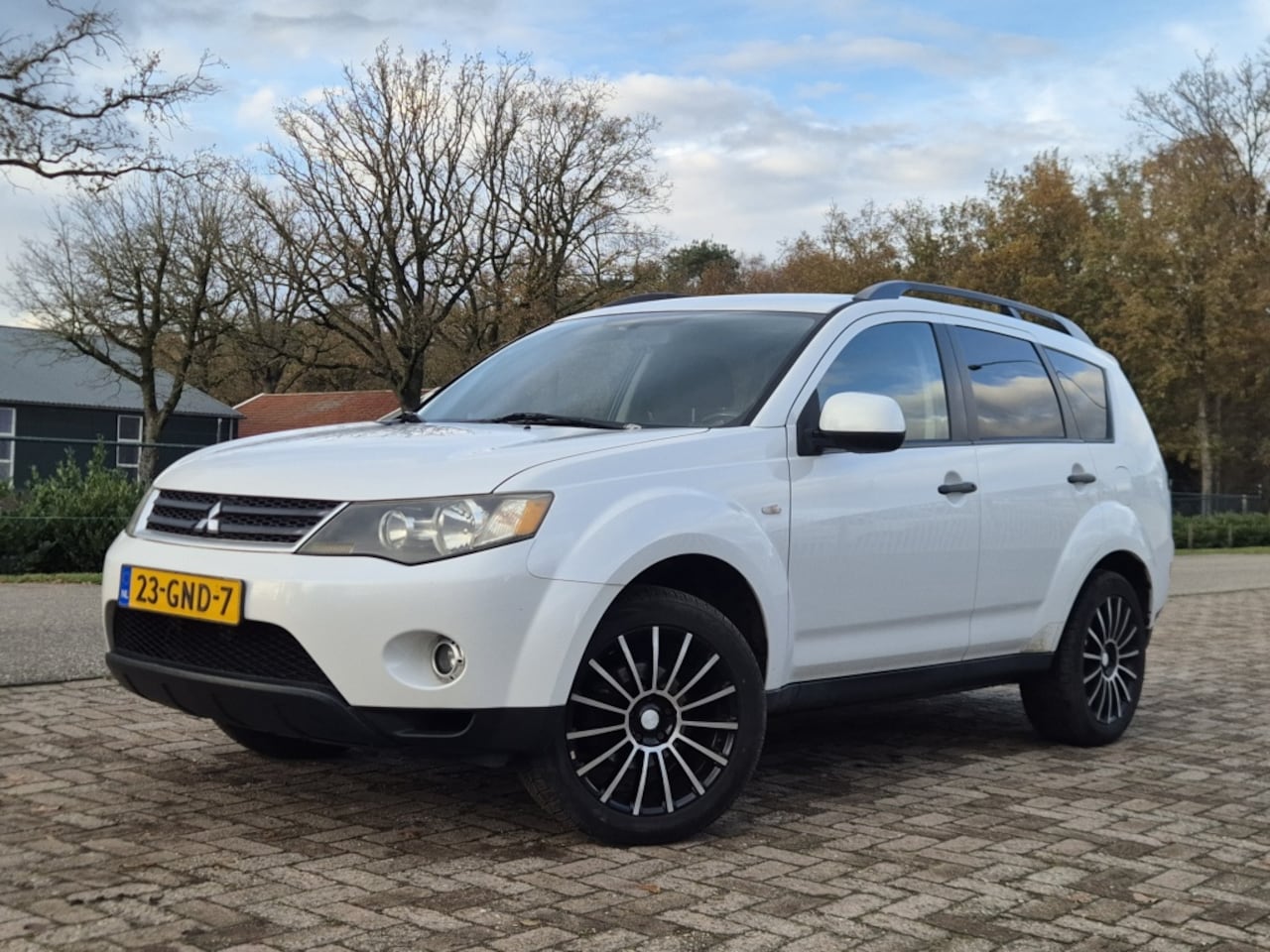 Mitsubishi Outlander - 3.0 V6, Automaat, 4x4 - AutoWereld.nl