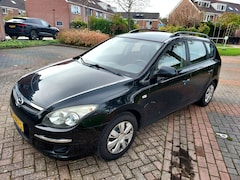 Hyundai i30 CW - 1.4i Blue Active