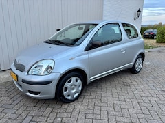 Toyota Yaris - 1.0 VVT-i Terra AIRCO, Volledige Historie.!