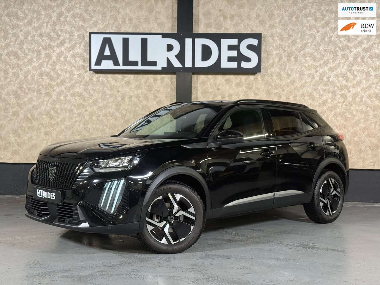 Peugeot 2008 - 1.2 PureTech 130 Allure | 360 camera | Keyless | Stoelverwarming | Navi | Cruise control | - AutoWereld.nl