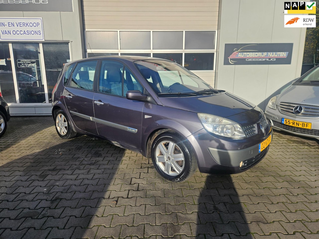 Renault Scénic - 1.6-16V Privilège Comfort 1.6-16V Privilège Comfort - AutoWereld.nl