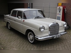 Mercedes-Benz C-klasse - 190 Zeer nette goede en harde auto