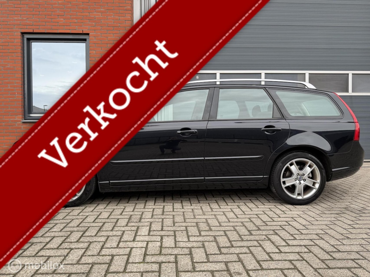 Volvo V50 - 2.4i 170pk Geartr. Edition 2 - BLIS - dealer onderh. - AutoWereld.nl
