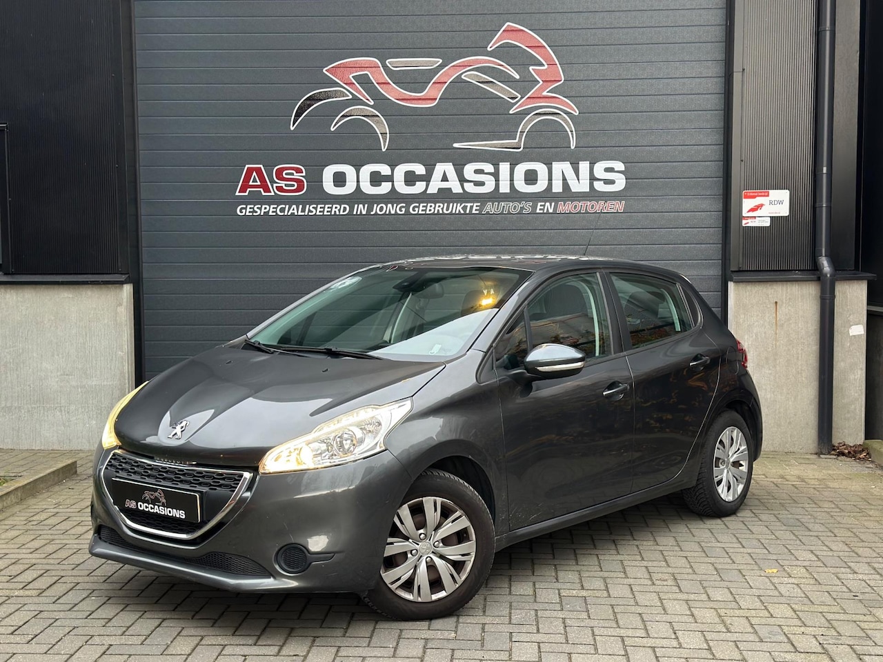 Peugeot 208 - 1.2 VTi Blue Lease Executive Airco - Cruise - Bluetooth - AutoWereld.nl
