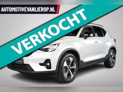 Volvo XC40 - 2.0 B3 Ultimate Dark PANO | STOEL/STUUR-VERWARMING