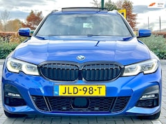 BMW 3-serie Touring - 330e xDrive M PAKKET/HUD/LASER/PANO 2021 RIJK UITGERUST