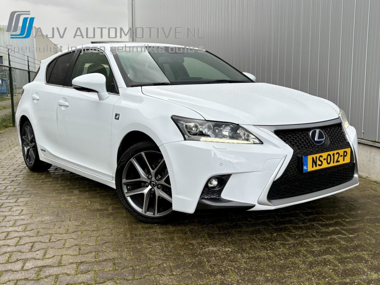Lexus CT 200h - F Sport Line - AutoWereld.nl