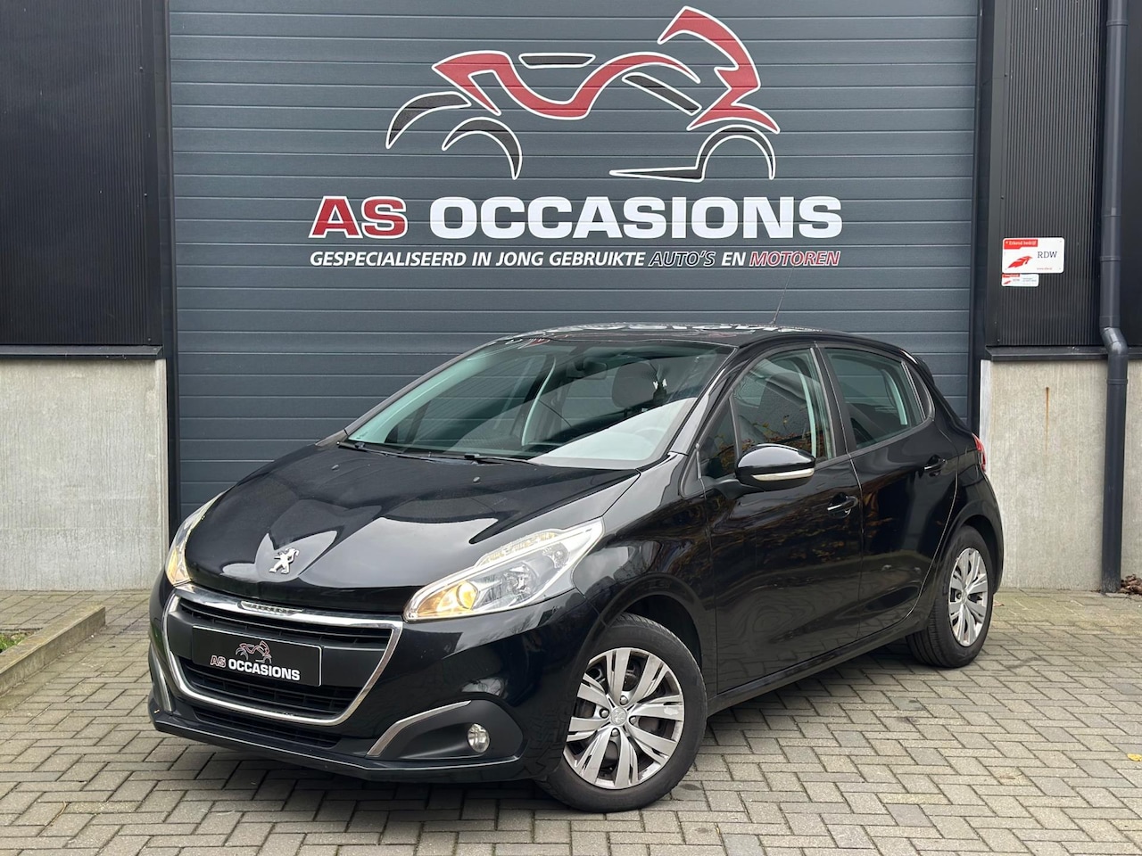 Peugeot 208 - 1.2 PureTech Blue Lion - Led - Cruise - Navi - AutoWereld.nl