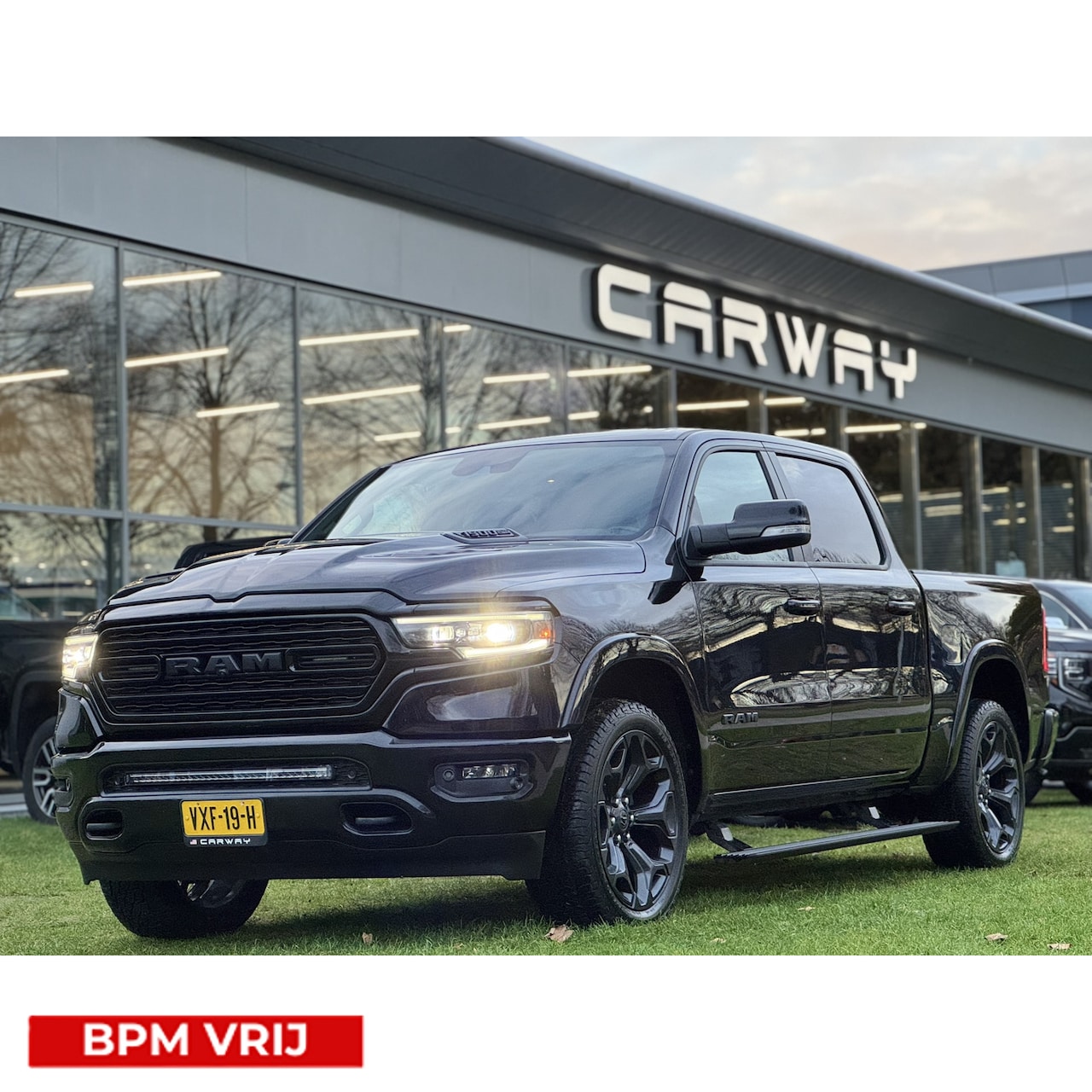 Dodge Ram Pick Up - 1500 5.7L HEMI V8 LIMITED NIGHT NL-AUTO - AutoWereld.nl