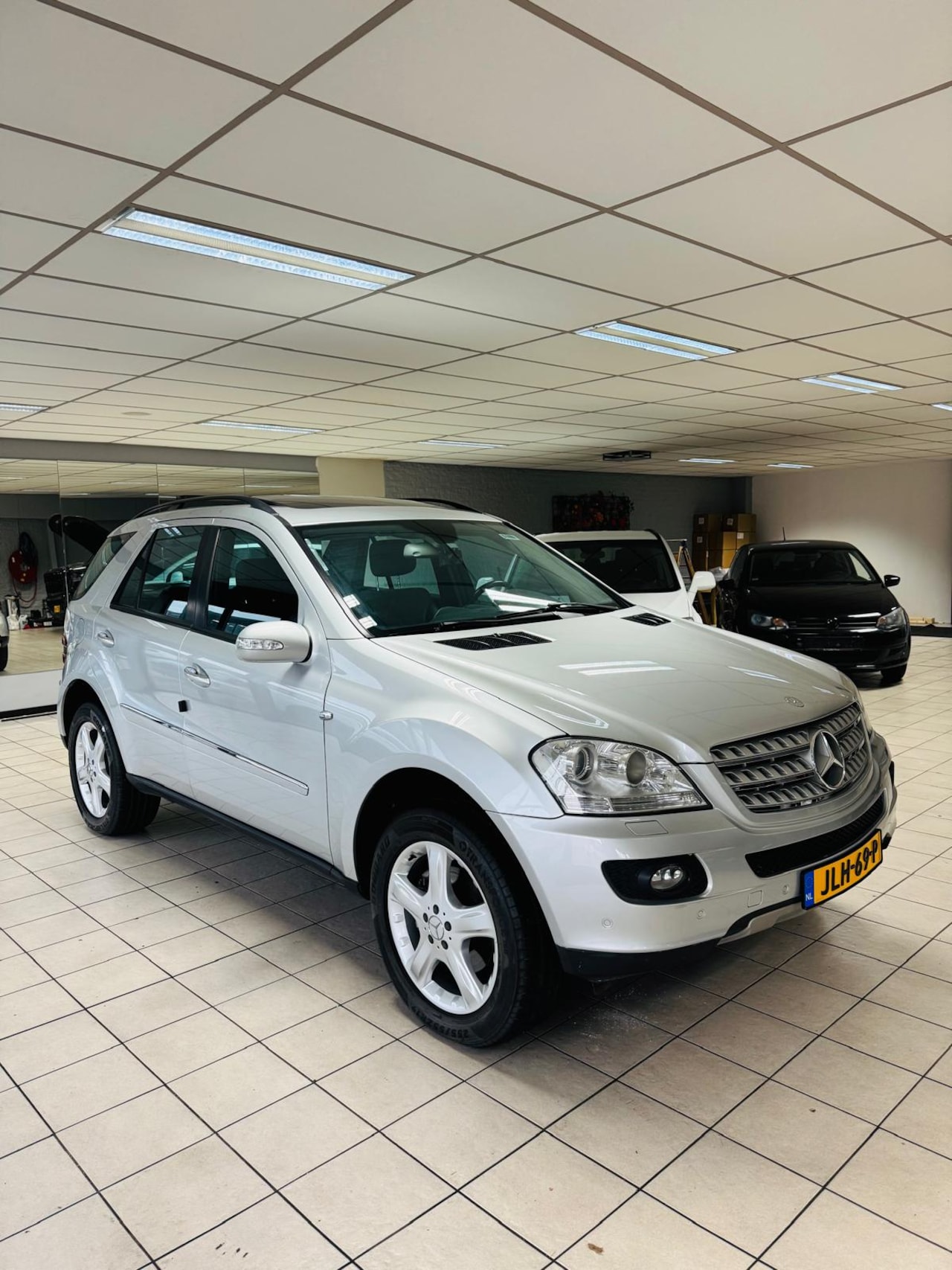 Mercedes-Benz M-klasse - 350 Sport Package + AIRMATIC - AutoWereld.nl