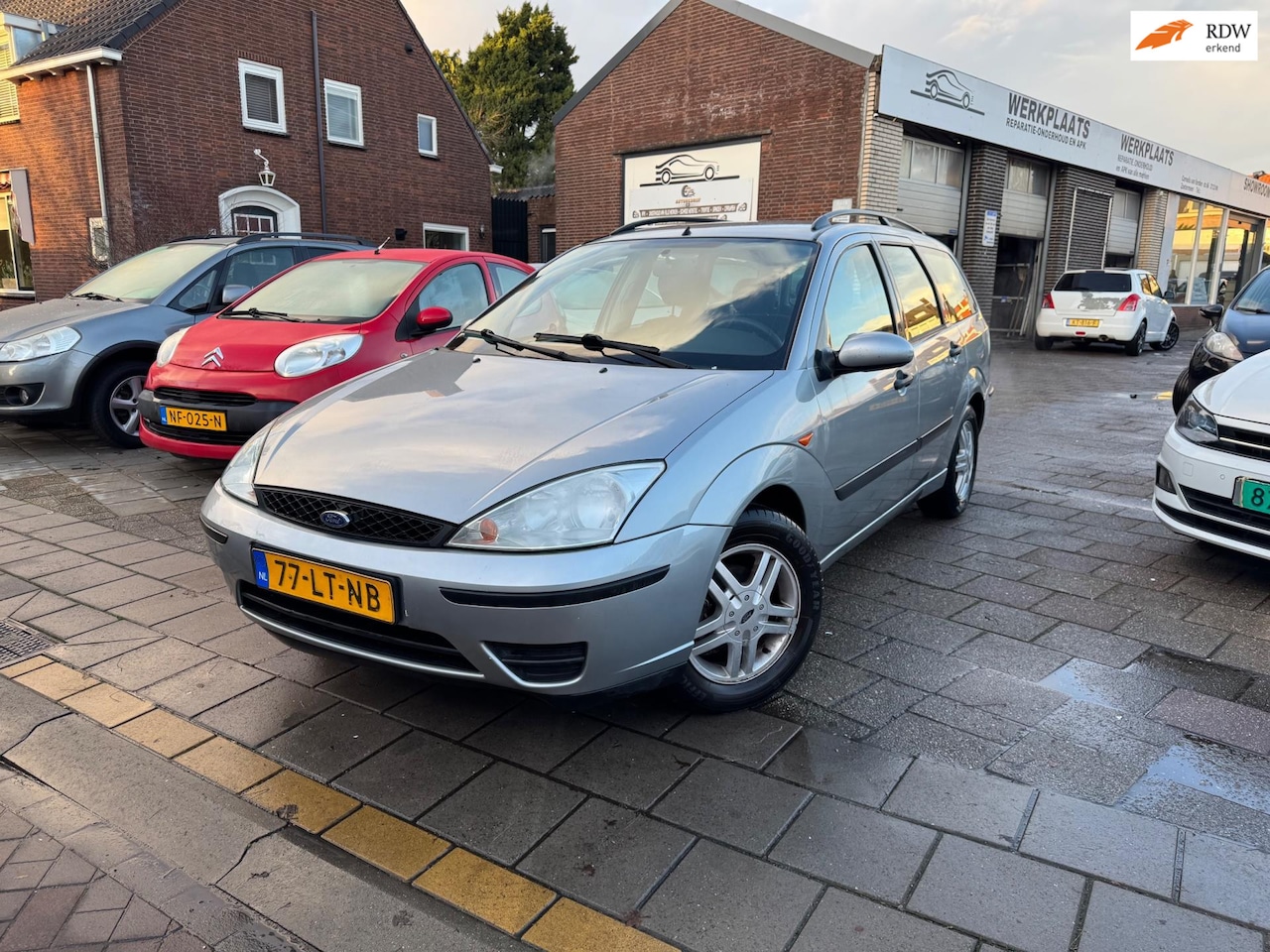 Ford Focus Wagon - 1.6-16V Centennial AIRCO - AutoWereld.nl