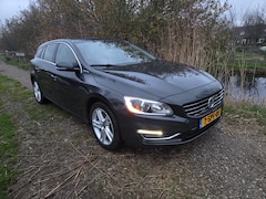 Volvo V60 - 2.4 D6 AWD Plug-In Hybrid Summum