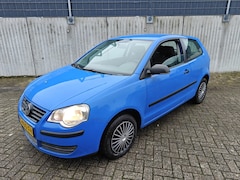Volkswagen Polo - 1.4-16V Trendline