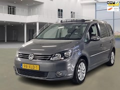 Volkswagen Touran - 1.2 TSI Highline BlueMotion|6BAK|PANO|NAVI|PSENSOR|TREKHAAK