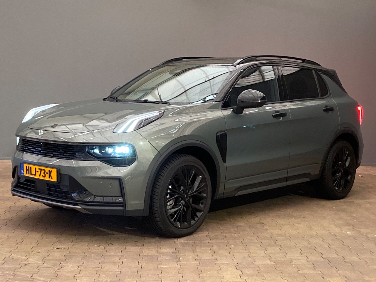 Lynk & Co 01 - 1.5 More | Trekhaak | Pano | Stoel+Stuurverwarming | Keyless | 360 Camera | Adapt. Cruise - AutoWereld.nl