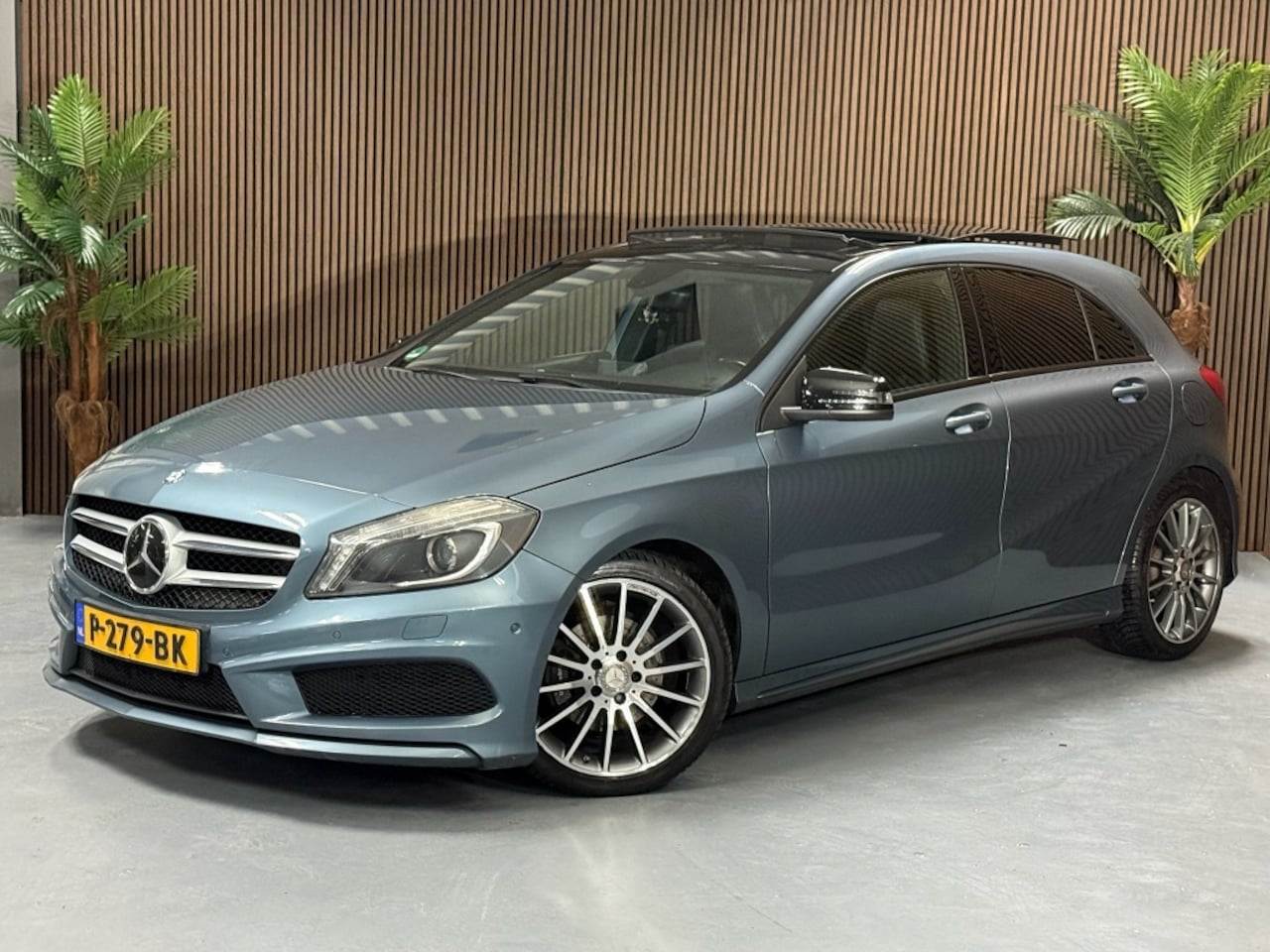 Mercedes-Benz A-klasse - 200 Prestige AMG Pakket - AutoWereld.nl