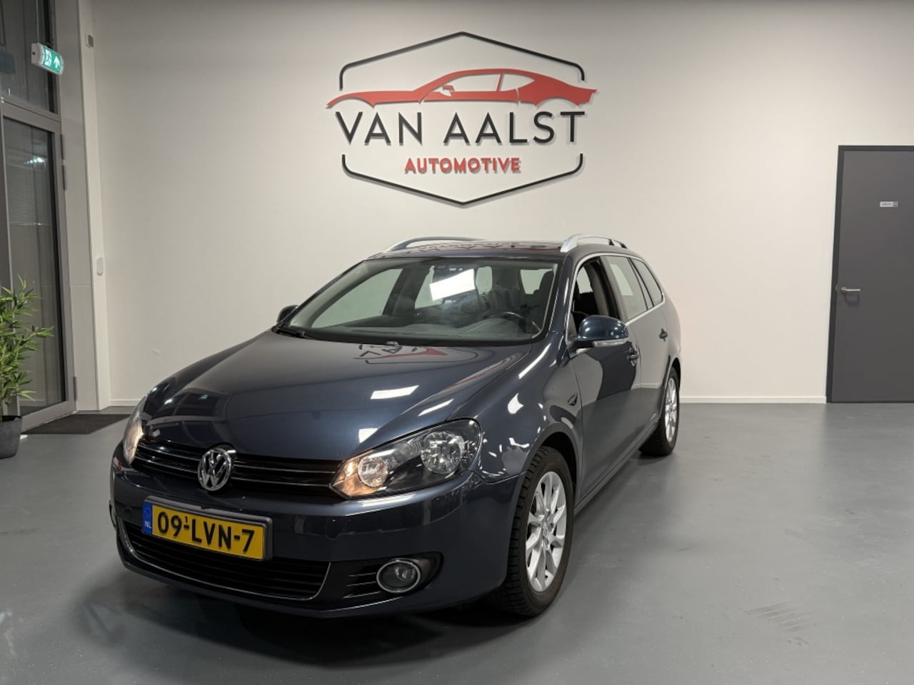 Volkswagen Golf Variant - 1.2 TSI Highline/ Automaat/ Trekhaak/ Navi/ Cruise - AutoWereld.nl