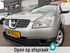 Nissan Qashqai - 1.6 Acenta van 2de Eig met trekhaak en airco en panoramadak