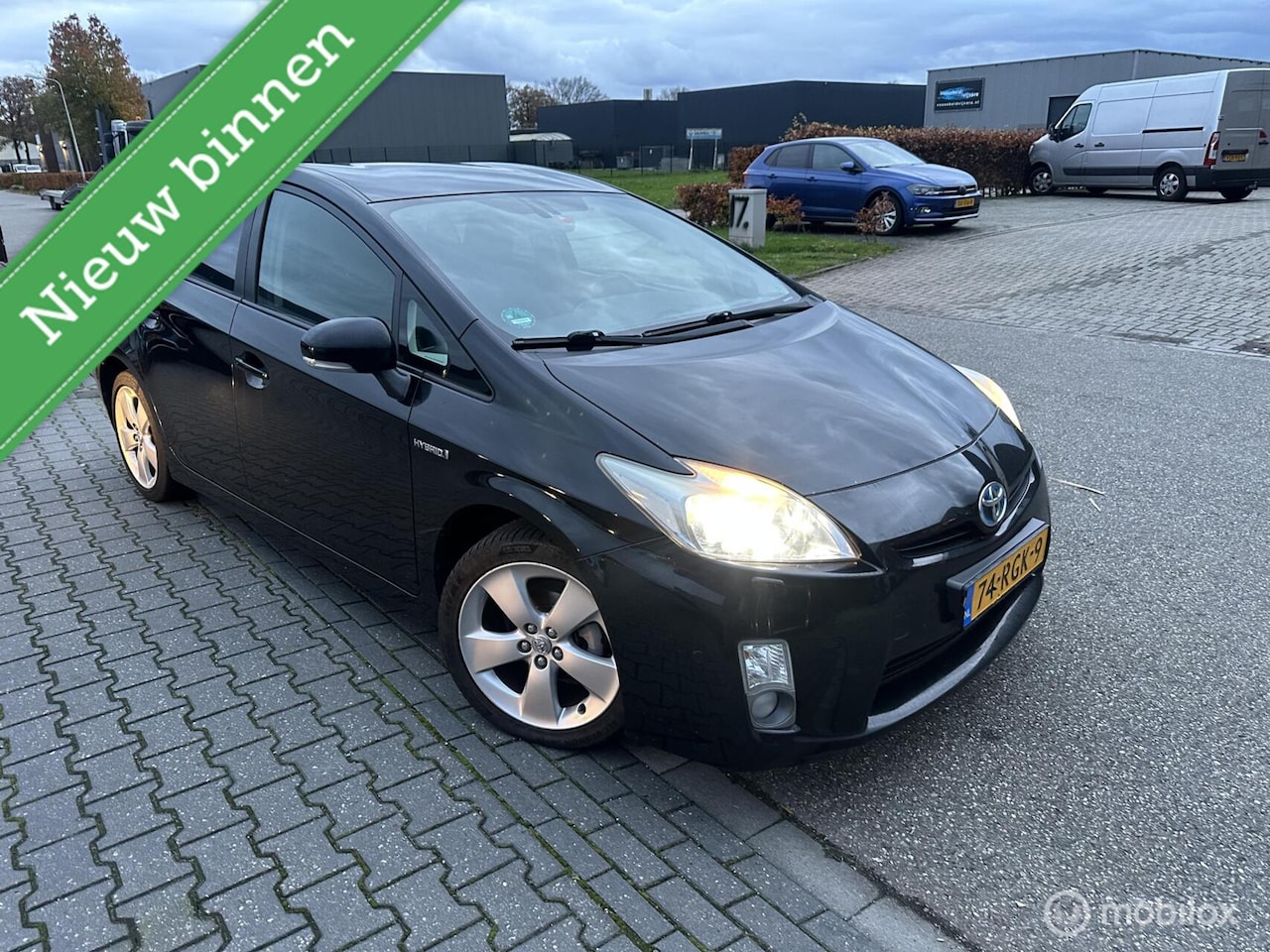 Toyota Prius - 1.8  Dynamic Business 1.8 Dynamic Business - AutoWereld.nl