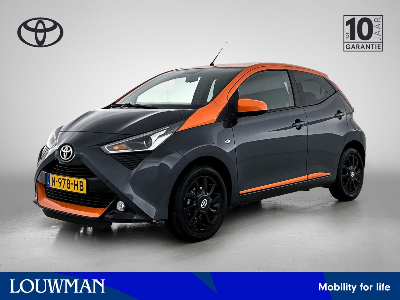 Toyota Aygo - 1.0 VVT-i x-JBL staat in het halletje - AutoWereld.nl