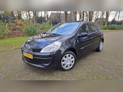 Renault Clio - 1.2-16V Expression MF-STUUR TREKHAAK ELEK RAMEN