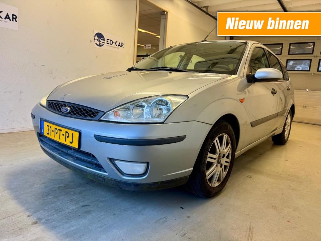 Ford Focus - 1.6-16V Futura CLIMA LMV 2DE EIG. NAP APK 11-2026 - AutoWereld.nl