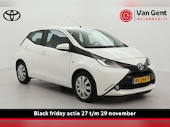 Toyota Aygo - 1.0 VVT-i x-play | Airco | Camera | Elektrische ramen voor | Bluetooth | All Season