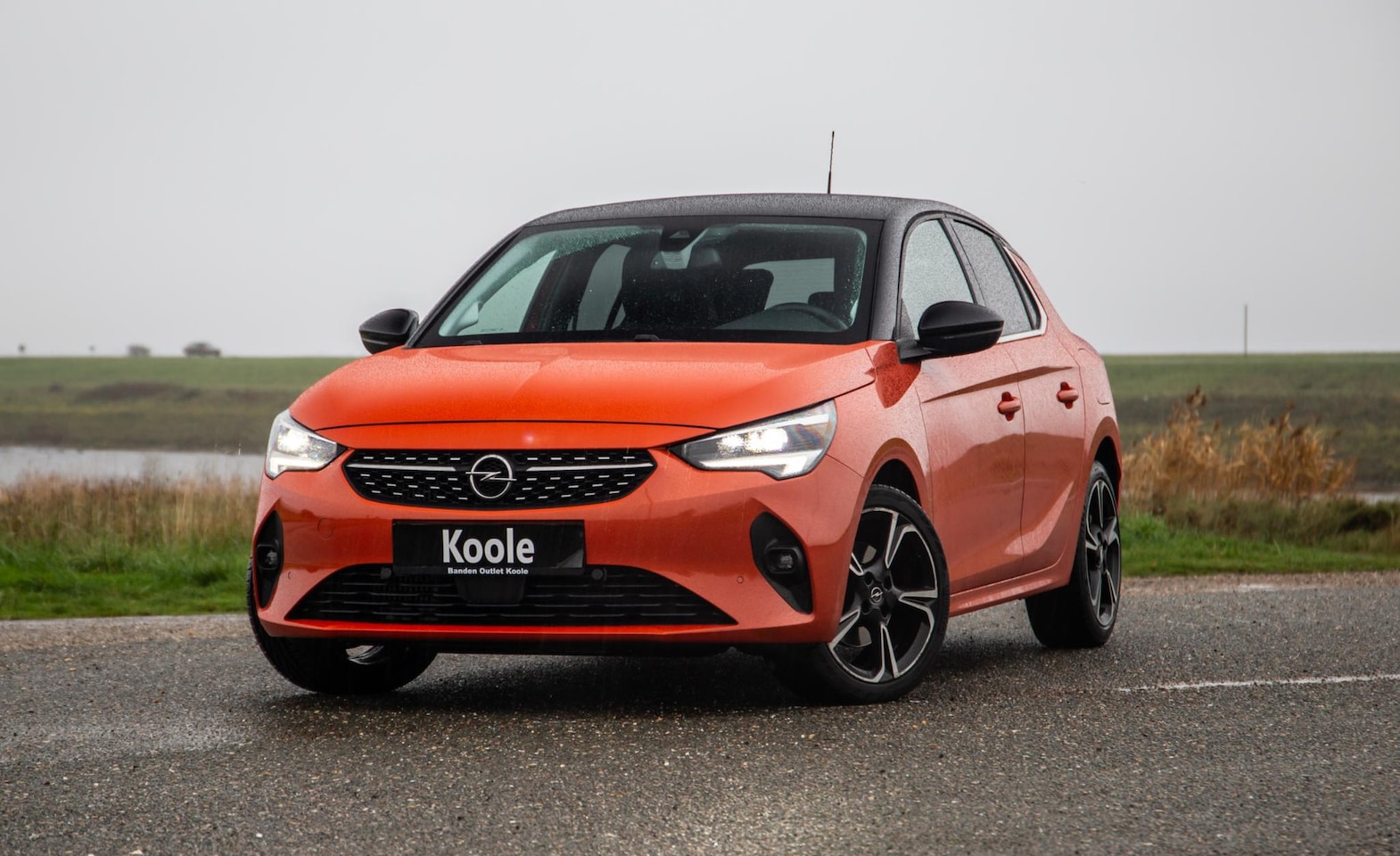 Opel Corsa - 1.2 Turbo AUTOMAAT / CARPLAY / CAMERA / DEALER AUTO - AutoWereld.nl