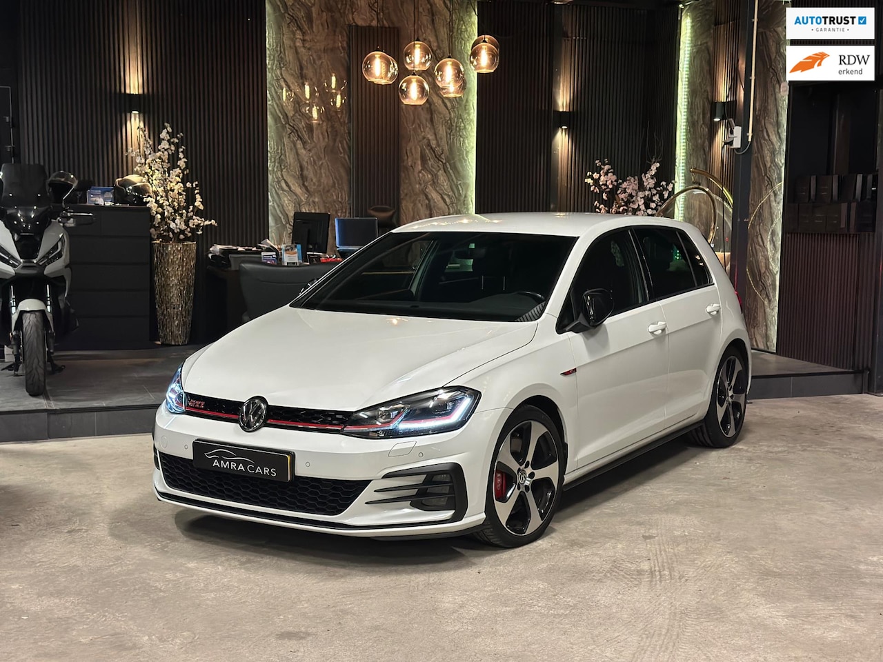 Volkswagen Golf - 2.0 TSI GTI Performance|Sterrenhemel|Virtual| - AutoWereld.nl
