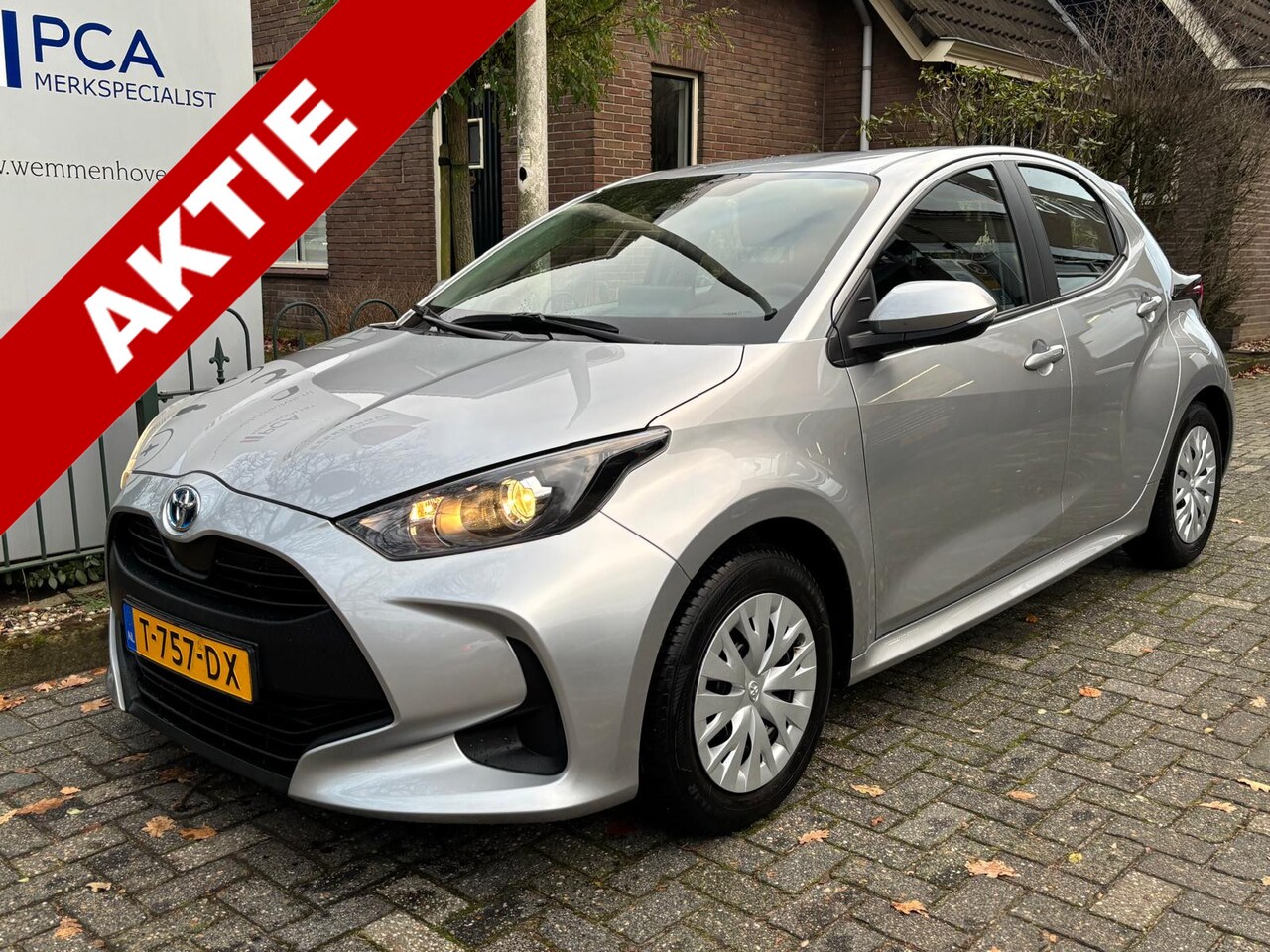 Toyota Yaris - 1.5 Hybrid Active 1.5 Hybrid Active - AutoWereld.nl