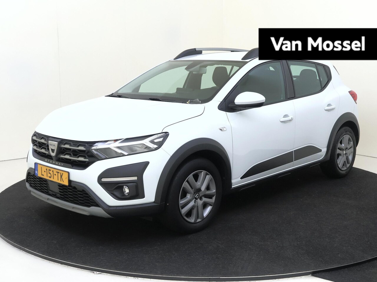 Dacia Sandero Stepway - 1.0 TCe 90 PK Comfort Automaat | Climate Control | Android Auto | Apple Carplay - AutoWereld.nl