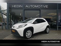 Toyota Aygo X - 1.0 VVT-i MT Play | 10 jaar Fabrieksgarantie* | Navigatie via App | Camera | Adapt. Cruise