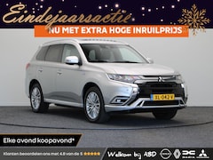 Mitsubishi Outlander - 2.4 PHEV Instyle | Leder | Panorama dak | Stoelverwarming |