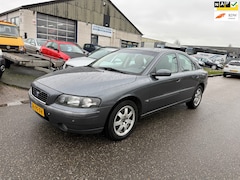Volvo S60 - 2.4 Automaat Clima Bj:2004 NAP