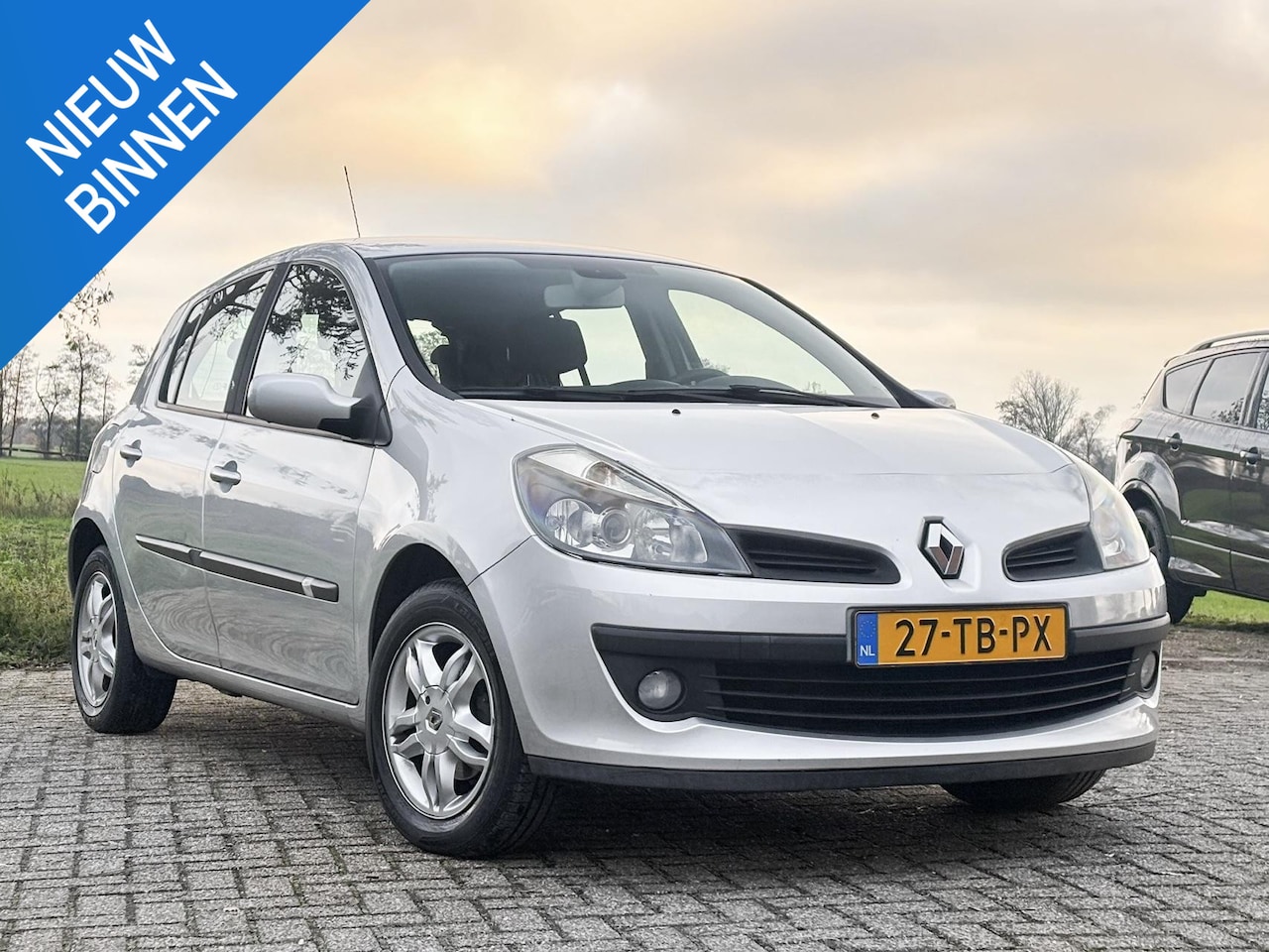Renault Clio - 1.4-16V Dynamique Luxe Airco NAP Historie Trekhaak - AutoWereld.nl
