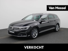 Volkswagen Passat Variant - 1.4 TSI PHEV GTE Business | Automaat | Trekhaak | Navigatie Pro (Groot Scherm) | Head-up-D