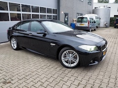 BMW 5-serie - 528 XI M Pakket XENON SCHUIFDAK TREKH. CAMERA