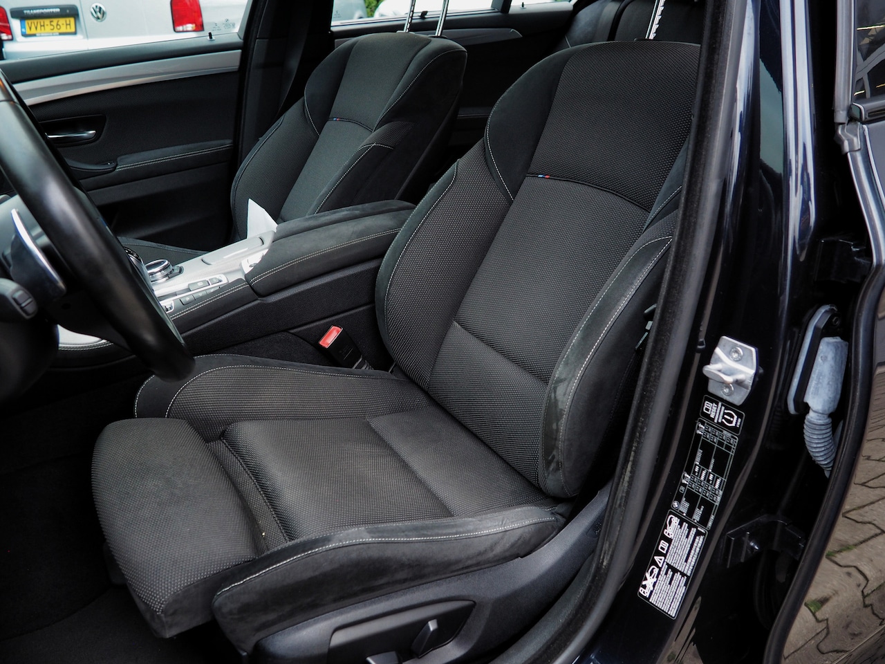 BMW 5-serie - 528 XI M Sport Edition XENON SCHUIFDAK TREKH. CAMERA.