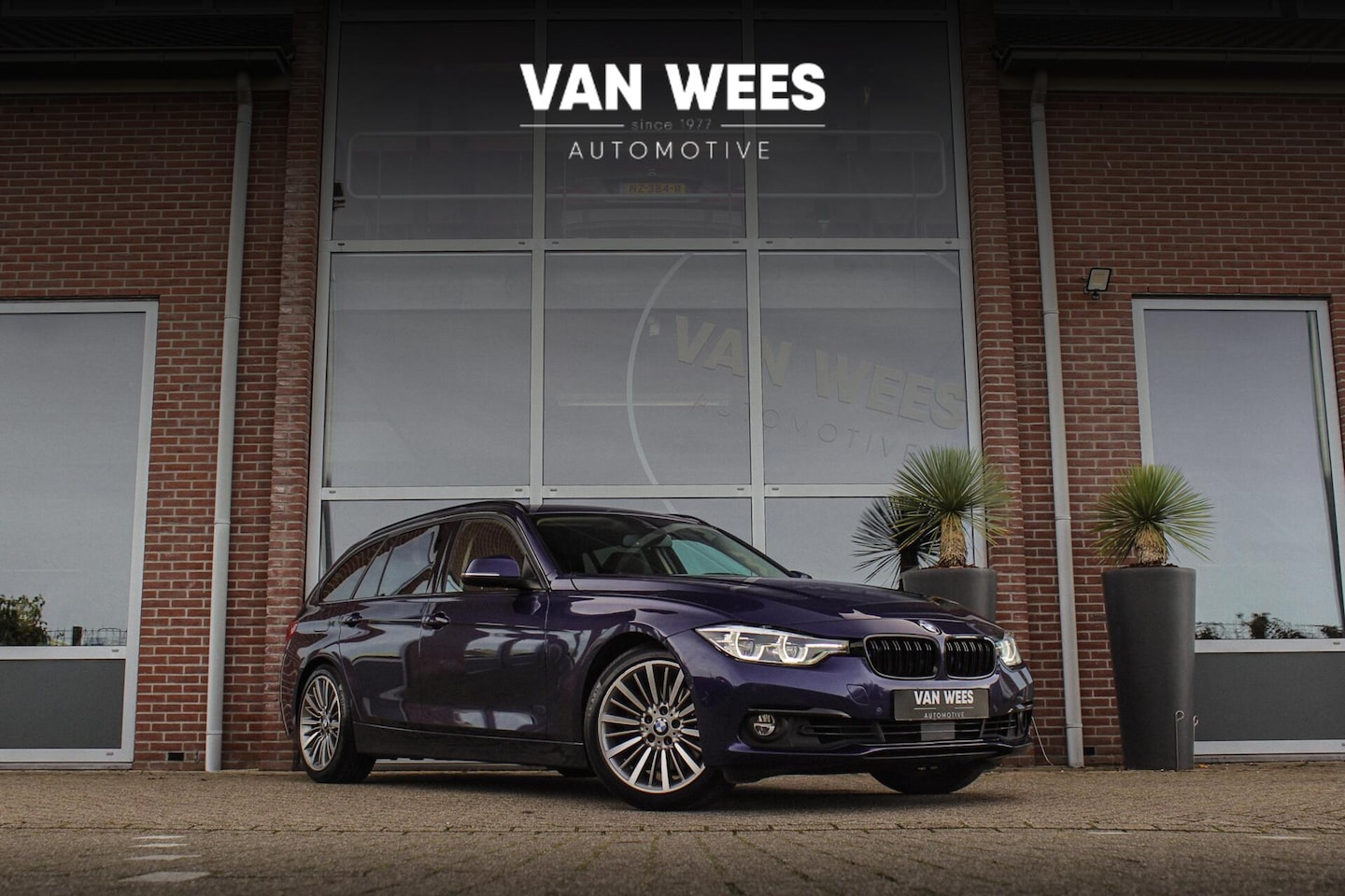 BMW 3-serie Touring - 330i F31 LCI xDrive High Executive | 252 pk | Automaat | 360camera | Leer | LED | Trekhaak - AutoWereld.nl