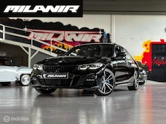 BMW 3-serie - 320i M-Sport |Pano|Headup|Sfeer|Leder|Carplay