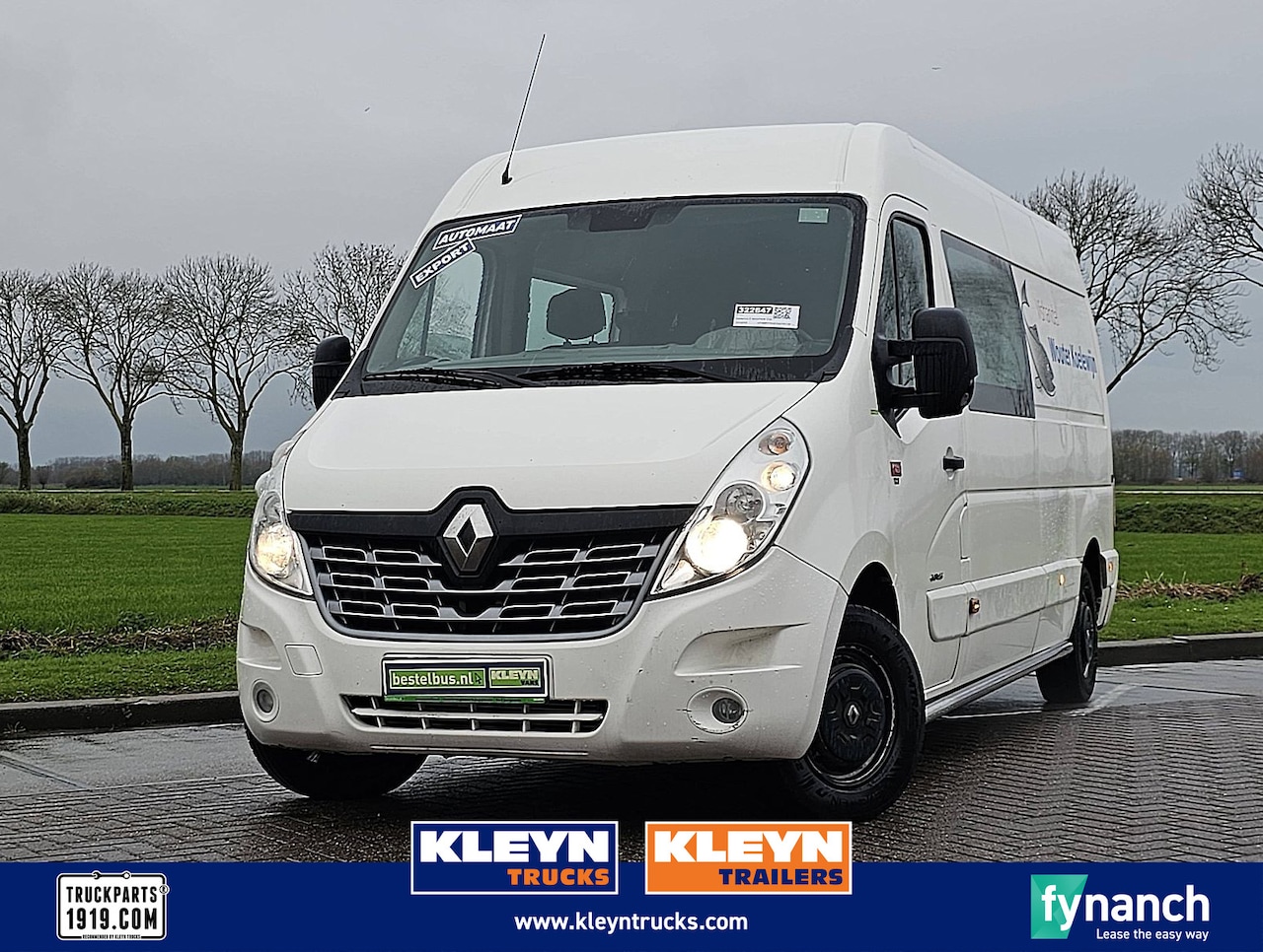 Renault Master - T35 dubbel cabine airco - AutoWereld.nl