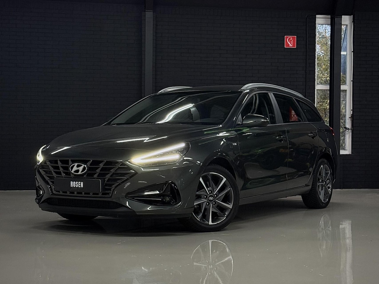 Hyundai i30 Wagon - 1.5 T-GDi MHEV Premium|BTW|LED|CARPLAY - AutoWereld.nl