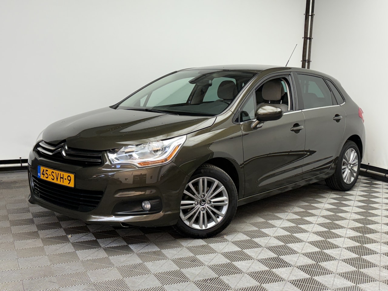 Citroën C4 - 1.4 VTi Ligne Business Navi ECC Trekhaak 1e Eigenaar - AutoWereld.nl